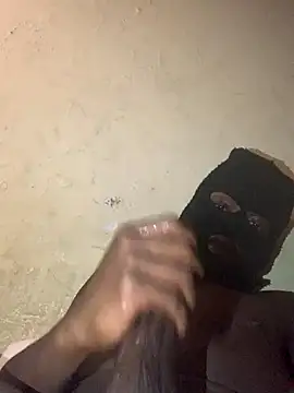 Snapshot of xgeee chatting on 09.23.25 xgeee online show from 09.23.25