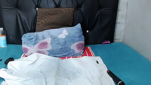 babyotria online show from 11.01.25