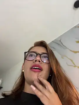 sara calderon online show from 11.14.25