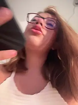 Snapshot of sara_calderon chatting on 01.14.26 sara calderon online show from 01.14.26