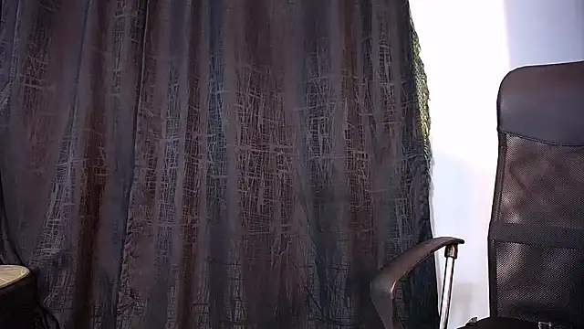 Snapshot of Joan_silva chatting on 11.01.25 Joan silva online show from 11.01.25