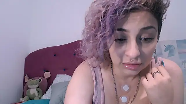 Snapshot of AAARUNY chatting on 01.05.26 AAARUNY online show from 01.05.26