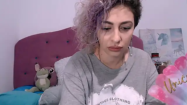 Snapshot of AAARUNY chatting on 01.17.26 AAARUNY online show from 01.17.26