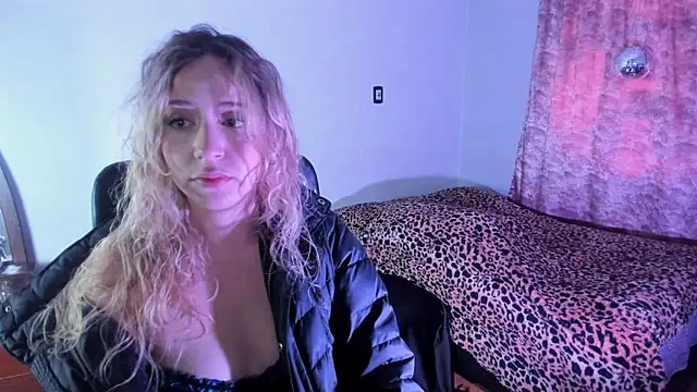 Pamela Squirtt online show from 11.14.25