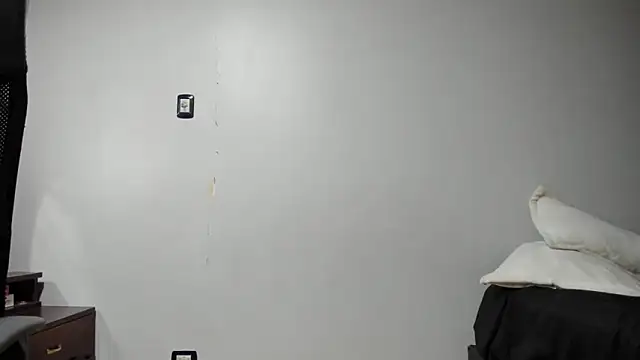 Pamela Squirtt online show from 03.27.26