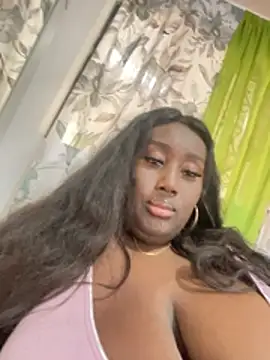 Snapshot of desirewilliam chatting on 06.16.26 desirewilliam online show from 06.16.26