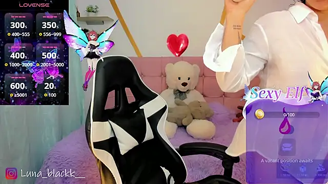 Luna blackk online show from 04.18.26