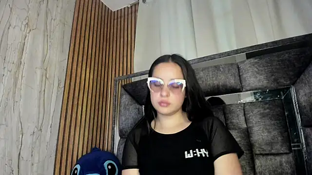 Cherry  Hot online show from 10.24.25