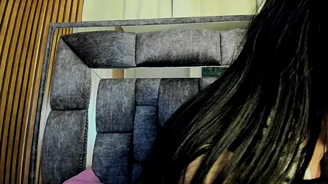 Cherry  Hot online show from 12.18.25