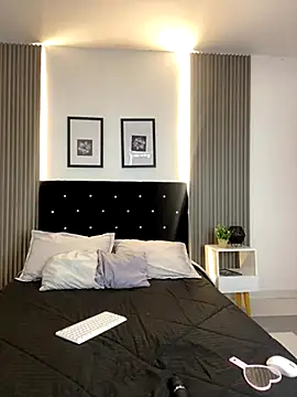 ashlycarteer online show from 09.17.25