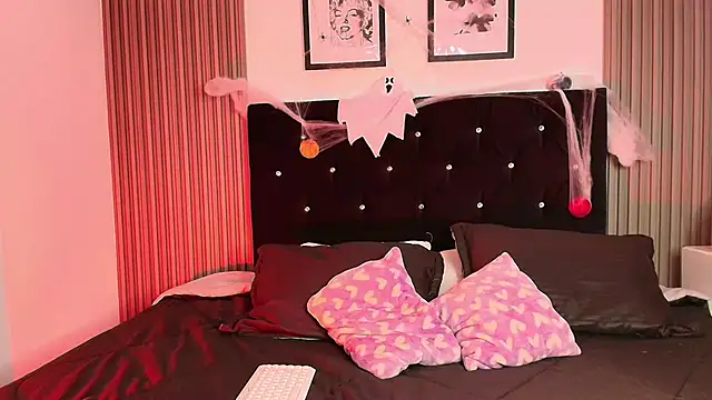 ashlycarteer online show from 10.27.25