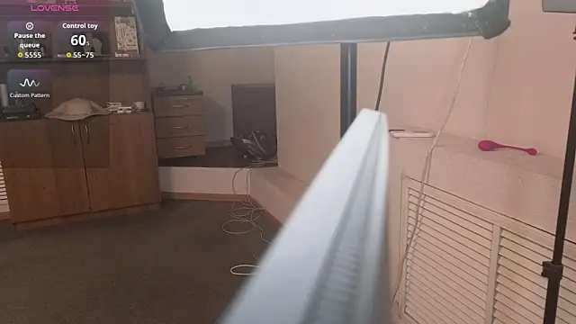 Margo Moll online show from 11.21.25