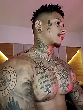 Snapshot of David_tatto1 chatting on 12.14.25 David tatto1 online show from 12.14.25