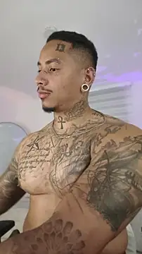Snapshot of David_tatto1 chatting on 07.30.26 David tatto1 online show from 07.30.26