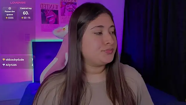 Snapshot of Gaby__Howards chatting on 11.29.25 Gaby Howards online show from 11.29.25