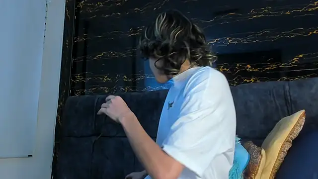 Diamond twink online show from 10.09.25