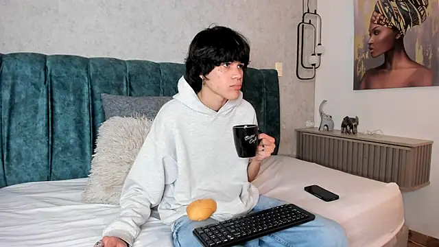 Snapshot of Diamond_twink chatting on 06.22.26 Diamond twink online show from 06.22.26