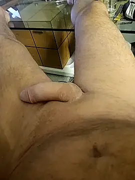 Snapshot of schwanzsahnegeil chatting on 10.17.25 schwanzsahnegeil online show from 10.17.25