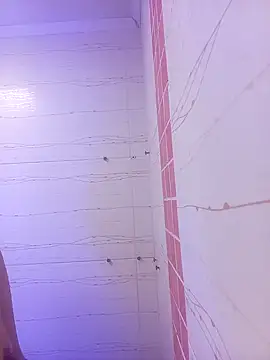 Snapshot of Fox_Roxxan chatting on 10.15.25 Fox Roxxan online show from 10.15.25