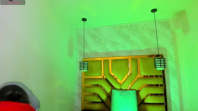 Luciifeer  online show from 11.08.25