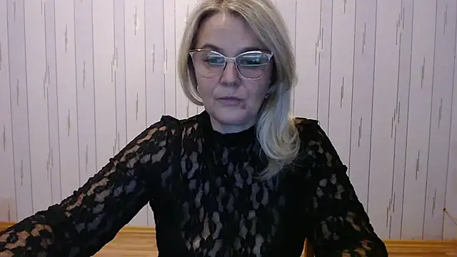 EleanoraDream online show from 10.16.25