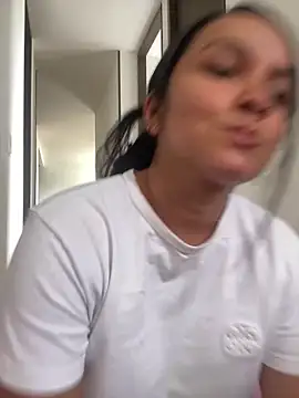 Nova Gabriela online show from 11.07.25