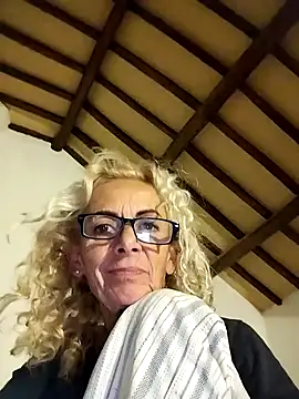 clarabell4 online show from 09.14.25