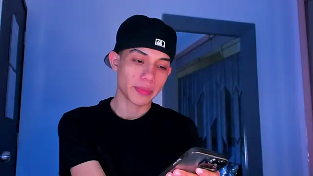 Sebax Young online show from 03.01.26