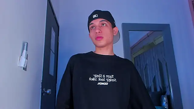 Sebax Young online show from 03.14.26