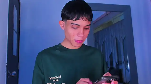 Sebax Young online show from 03.18.26