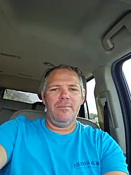 cubanitofeliz40 online show from 11.24.25