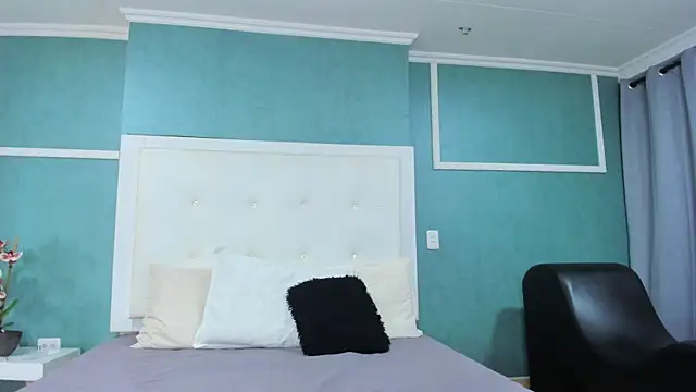 ania gomez online show from 09.29.25