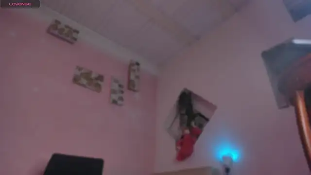 Snapshot of Chloe_cooperr chatting on 01.11.26 Chloe cooperr online show from 01.11.26