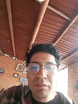 LecheDeSoya666 online show from 09.27.25