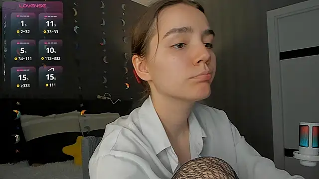 Snapshot of sweete_chantal chatting on 07.08.26 sweete chantal online show from 07.08.26