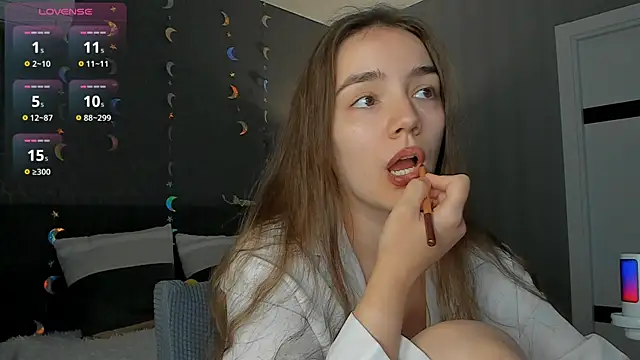 Snapshot of sweete_chantal chatting on 07.12.26 sweete chantal online show from 07.12.26