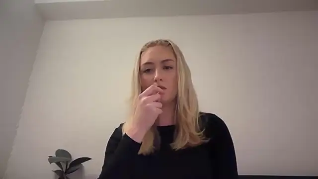 Kitty Swetty online show from 04.21.26