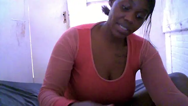 Snapshot of Seductivepreg69 chatting on 03.18.26 Seductivepreg69 online show from 03.18.26