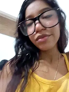 Snapshot of LeilaEbony chatting on 09.20.25 LeilaEbony online show from 09.20.25