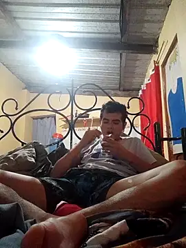 Ortiz3404 online show from 10.24.25