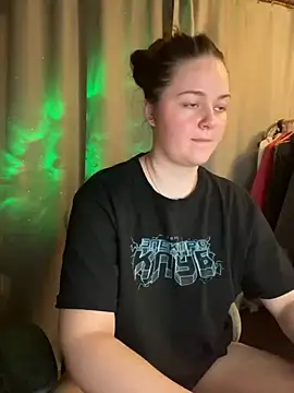 Cuty Kitty online show from 10.31.25