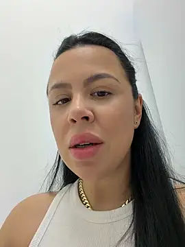 Snapshot of Casiana_ chatting on 05.12.26 Casiana online show from 05.12.26
