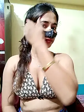 Snapshot of Nishi-2 chatting on 10.11.25 Nishi-2 online show from 10.11.25