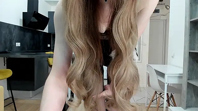 Kitty Player online show from 04.19.26