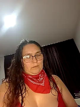 Snapshot of Kasandra_000 chatting on 12.05.25 Kasandra 000 online show from 12.05.25