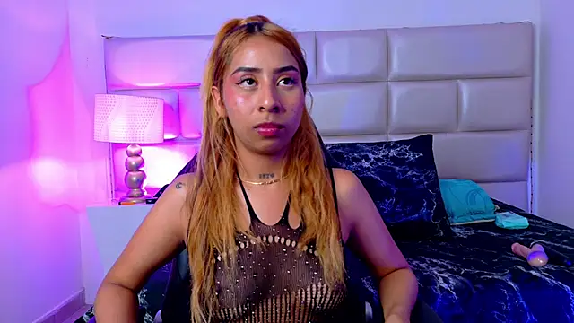 Snapshot of laila_stilwiills chatting on 09.12.25 laila stilwiills online show from 09.12.25