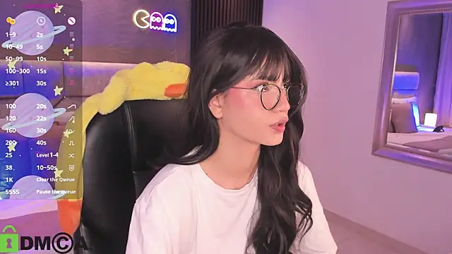 Arinextdoor online show from 09.14.25