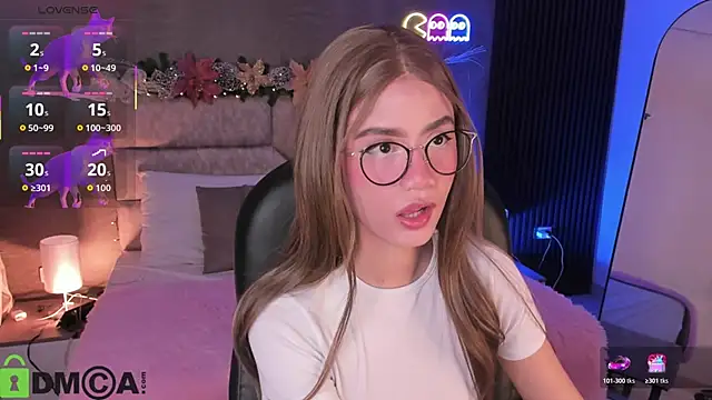 Arinextdoor online show from 12.05.25