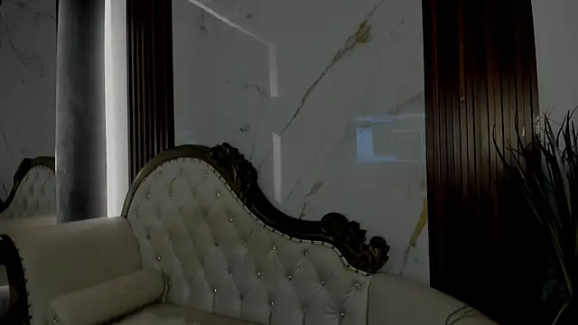 CoralieBronson online show from 10.11.25