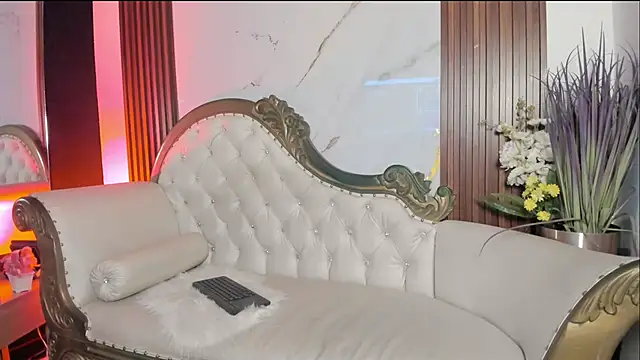 CoralieBronson online show from 12.04.25